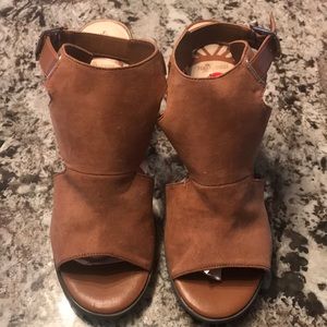 Fergalicious by Fergie women sandals